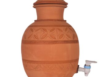 Discover the Benefits: Drinking Water from an Earthen Pot for Optimal Health