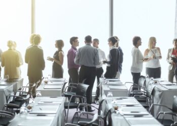 6 Reasons Why You Should Hire a Corporate Event Planner