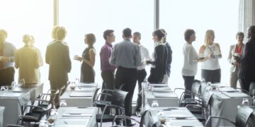 6 Reasons Why You Should Hire a Corporate Event Planner