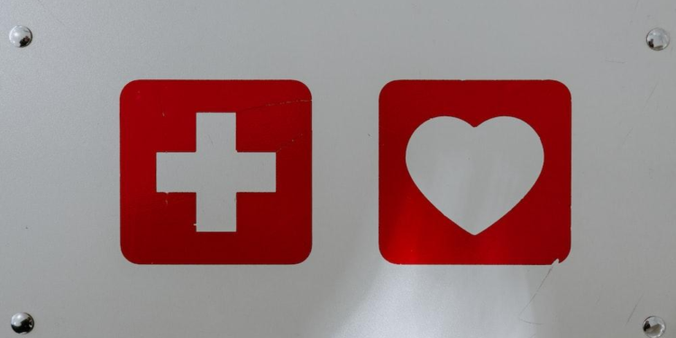 How On-site First Aid Training Can Make a Difference at Your Workplace