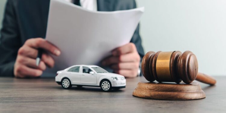 Injured in a Wreck? Here’s How a Car Accident Lawyer Can Help