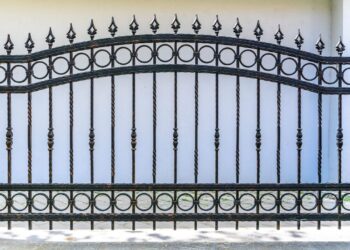 Top Trends in Commercial Fencing You Need to Know in 2025